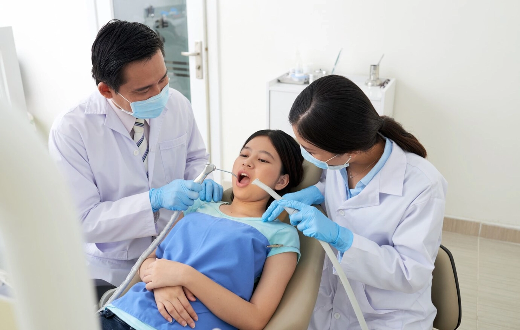 General dentistry treatment at The Dental Hub Lucknow